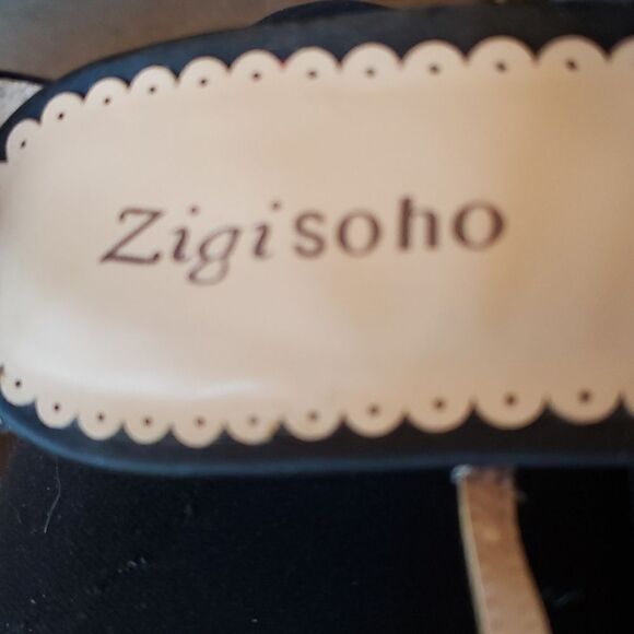 Zigisoho stilettos. Black with rhinestones straps. 8.5 NWOT - Picture 4 of 6